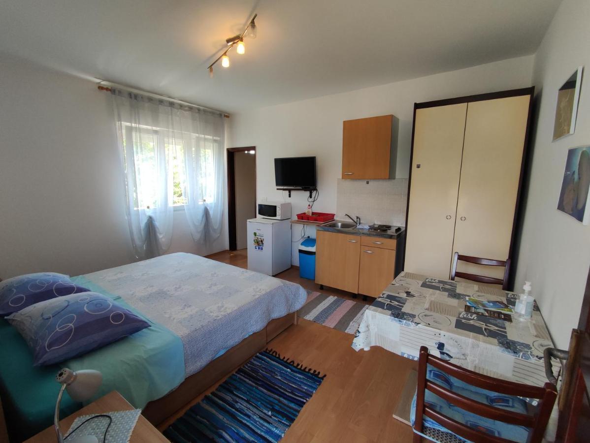 Apartmani David Pula Exterior photo
