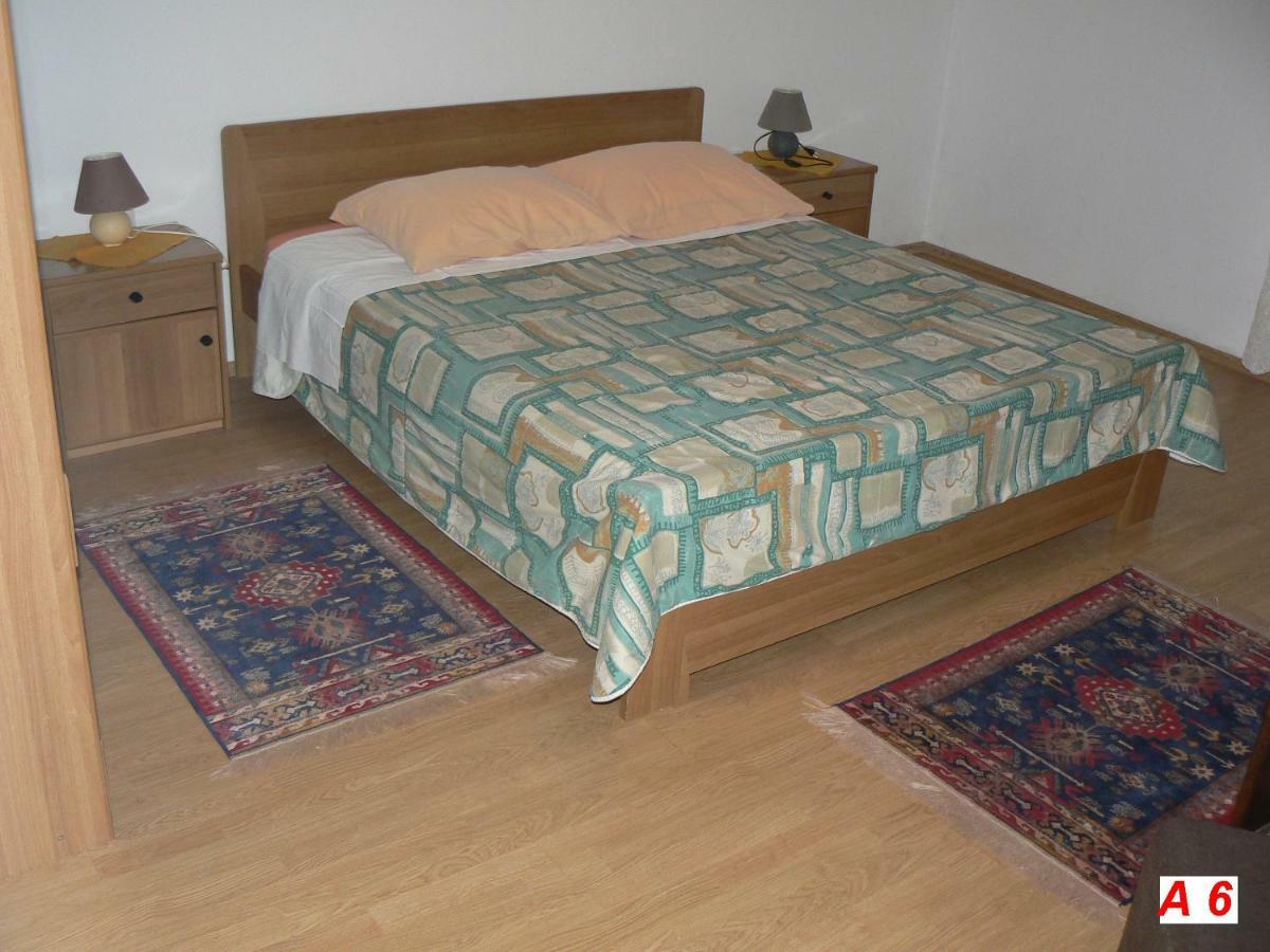 Apartmani David Pula Exterior photo